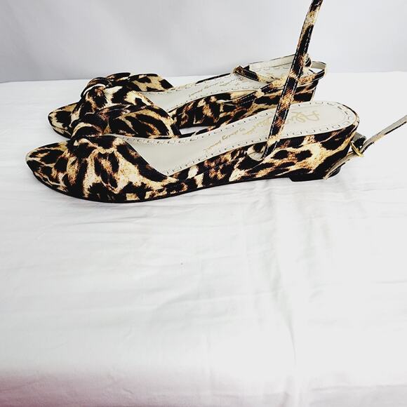 Alice + Olivia Alexi Leopard Print Open Toe Bow Wedge Sandal Women's Size  10 - Picture 6 of 15
